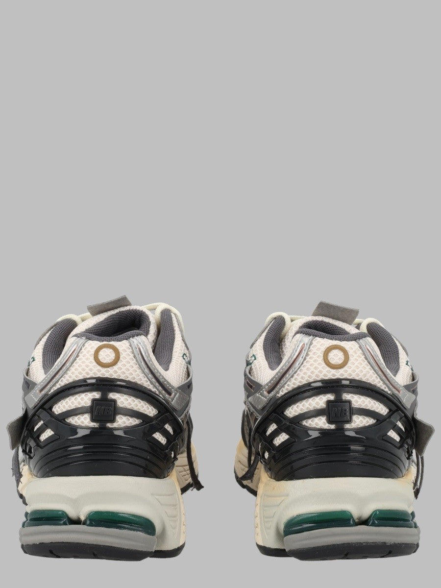 New Balance Sneaker 