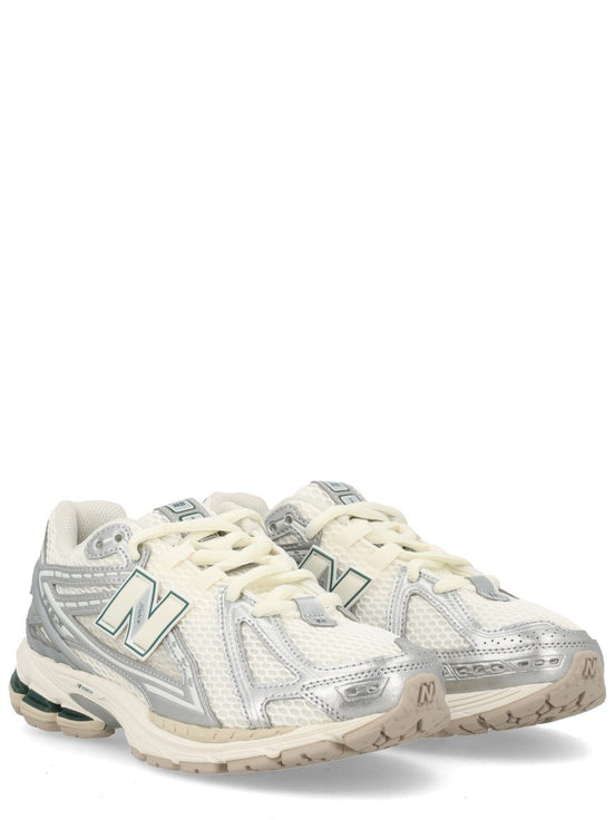 SNEAKER "1906R"