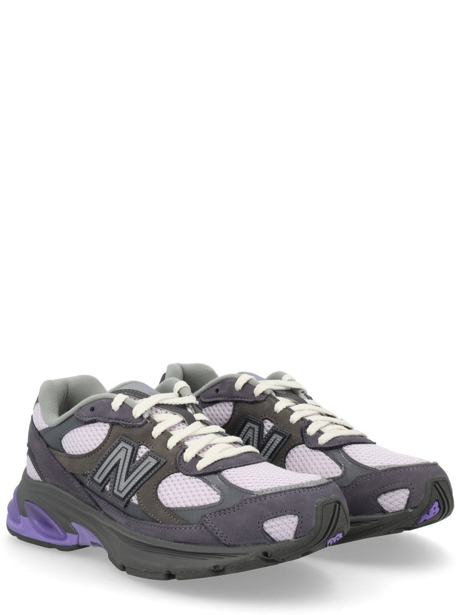 SNEAKER 