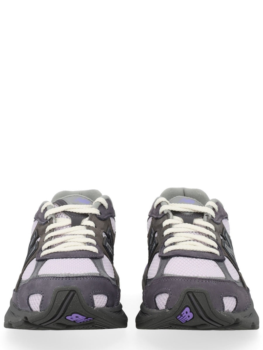 SNEAKER 
