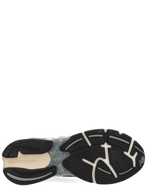 SNEAKER "2010"