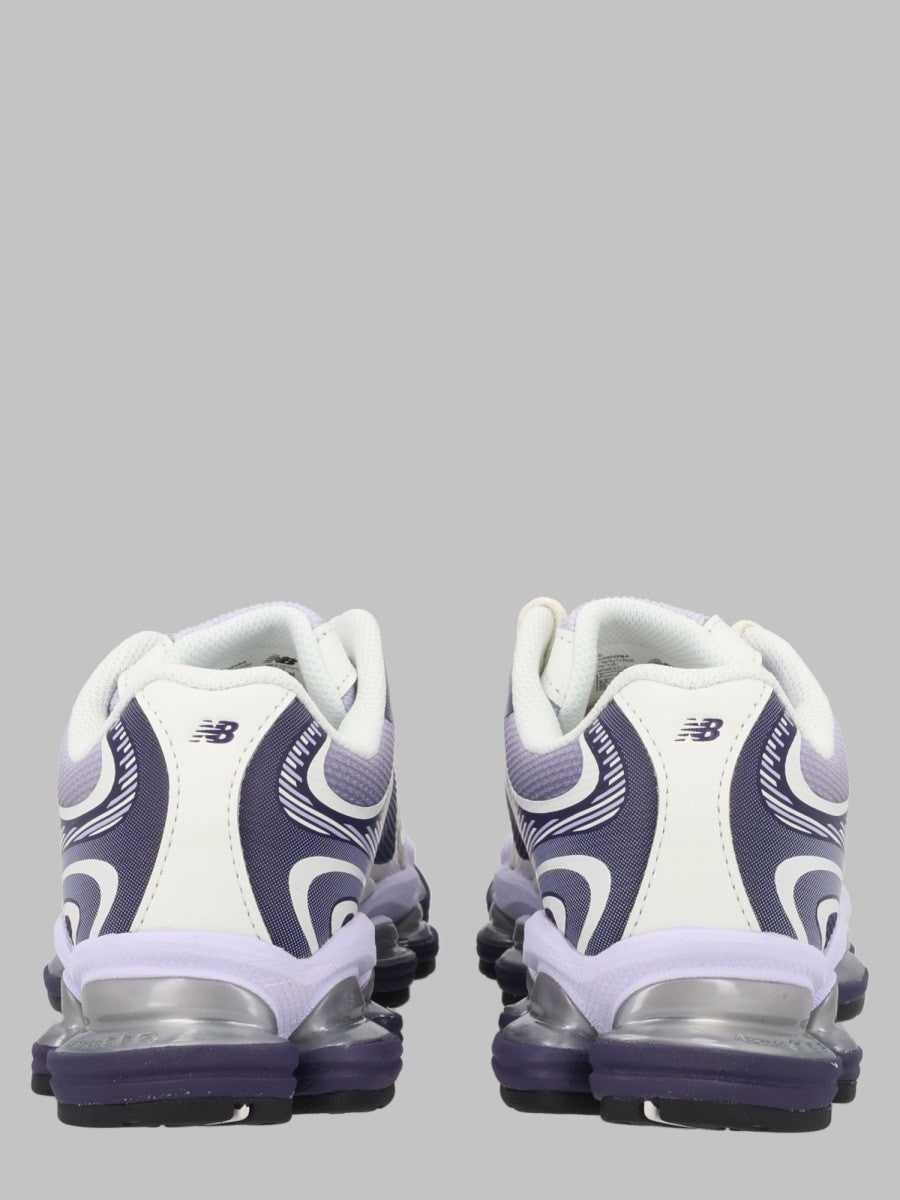 SNEAKER 