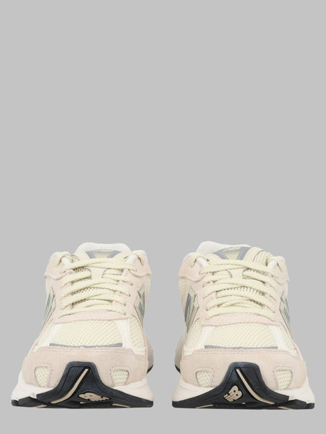 SNEAKER "ABZORB 2010"
