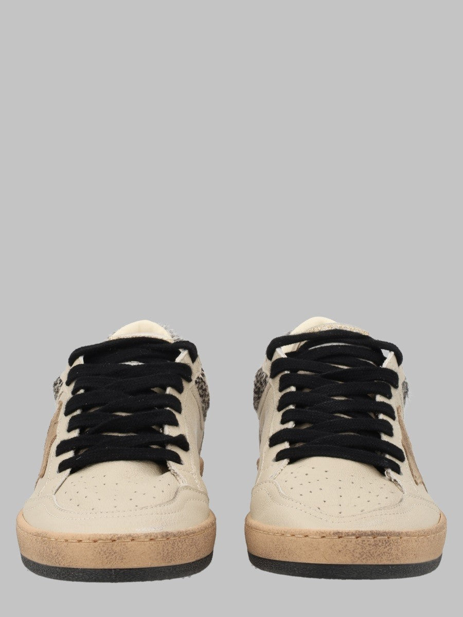 SNEAKER 