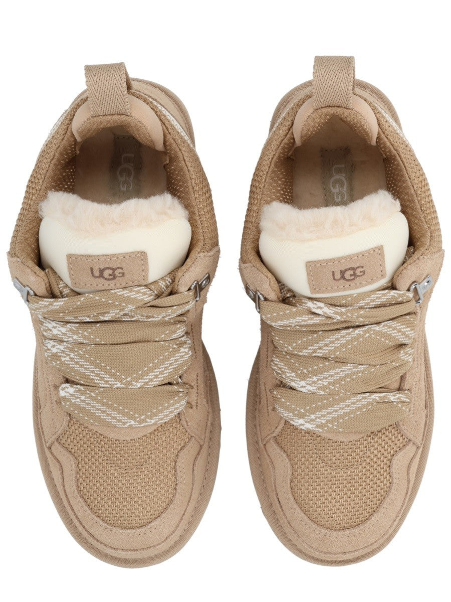 SNEAKER 