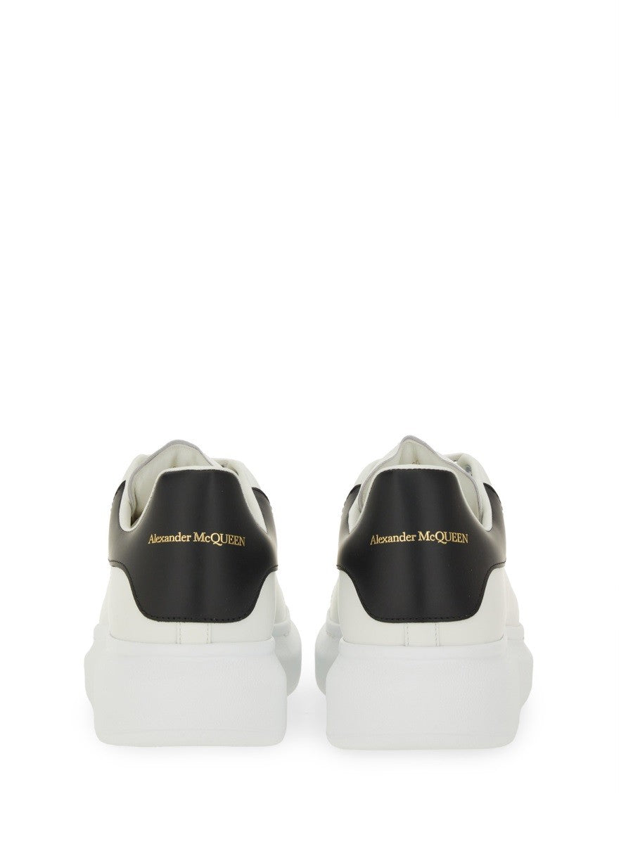 SNEAKER OVERSIZE