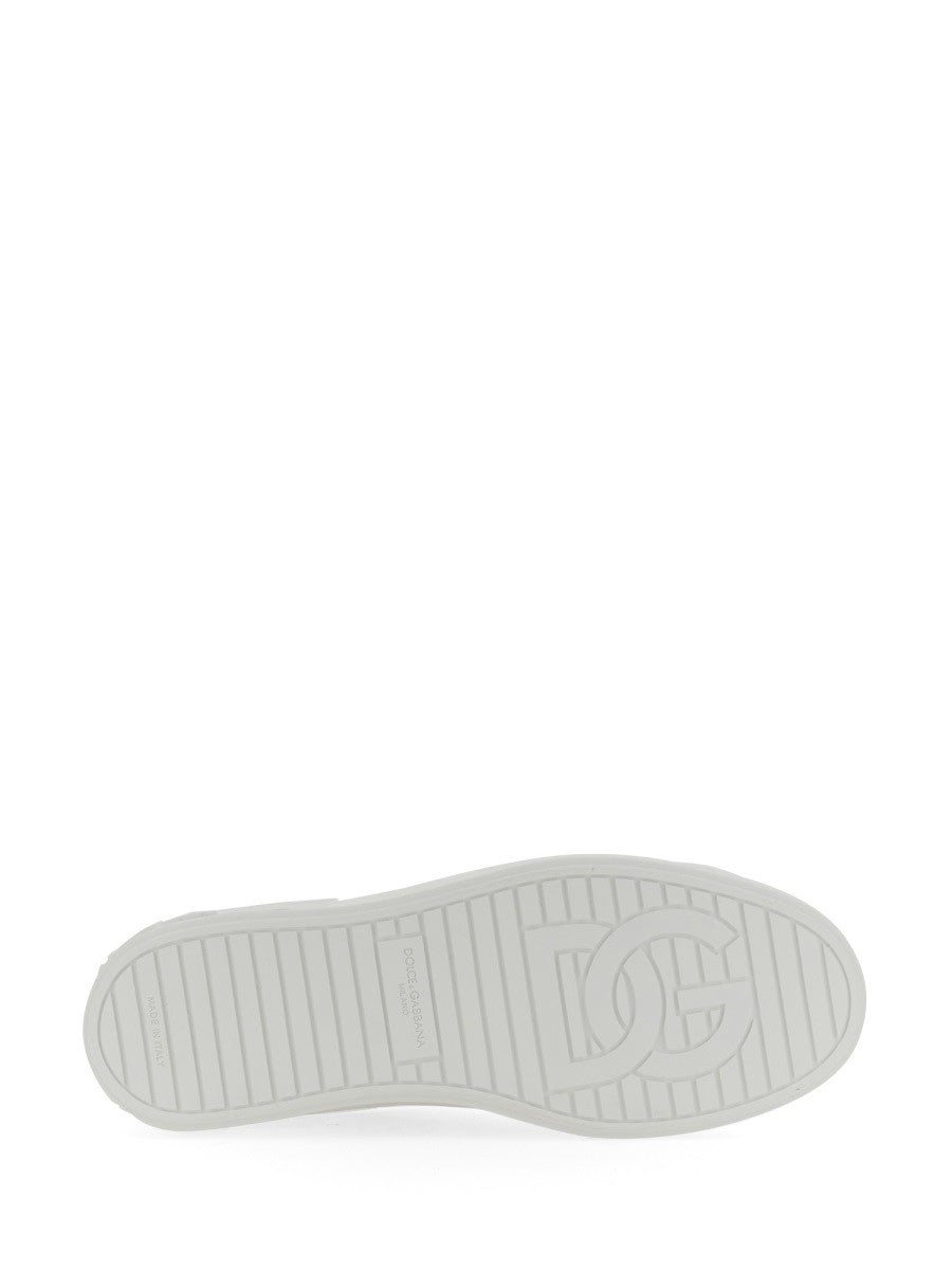 SNEAKER 