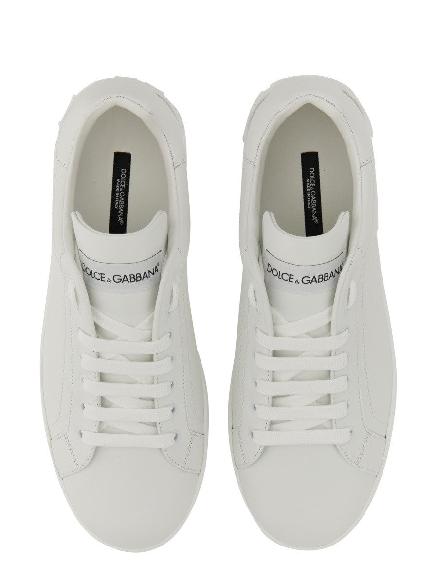 SNEAKER 
