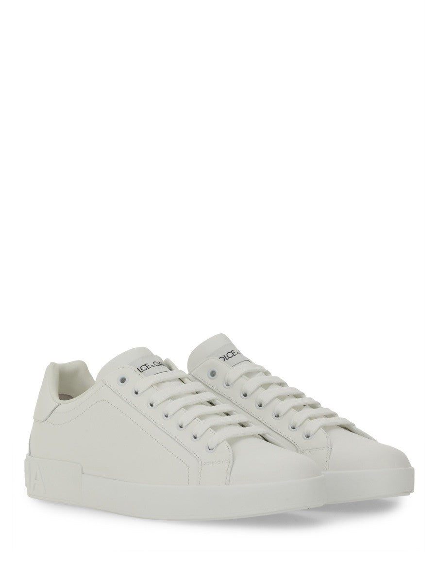SNEAKER 