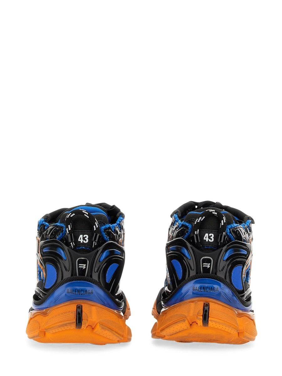 SNEAKER 