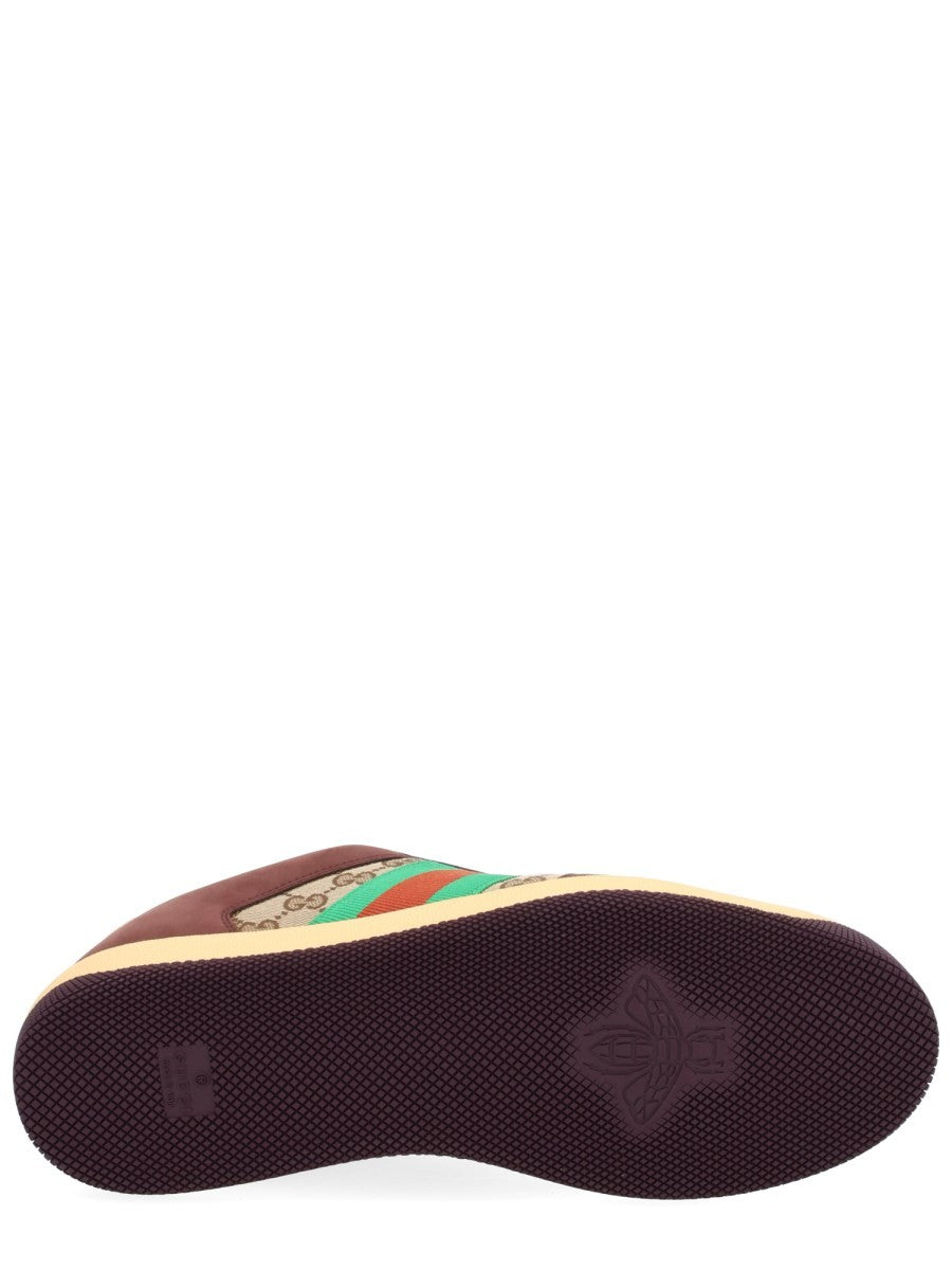 SNEAKER 