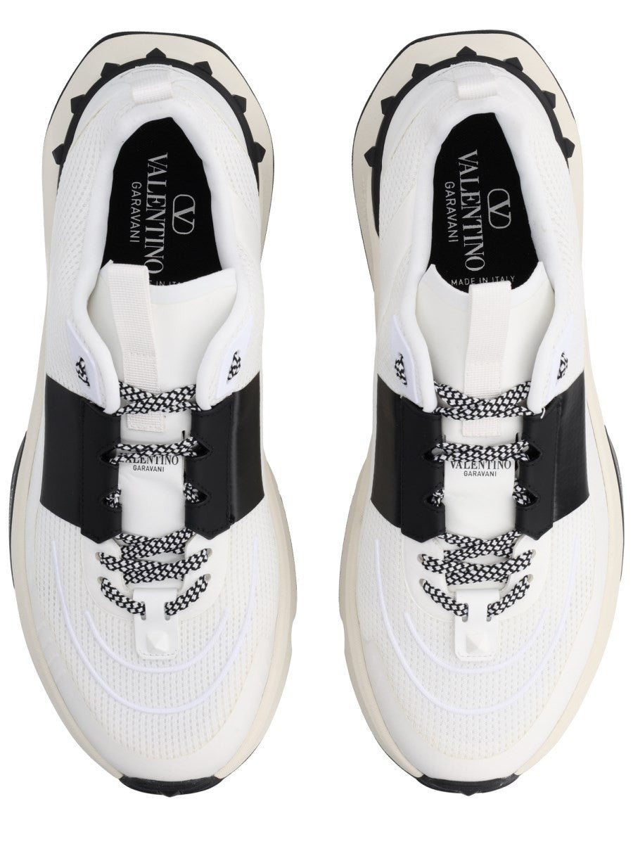 SNEAKER 