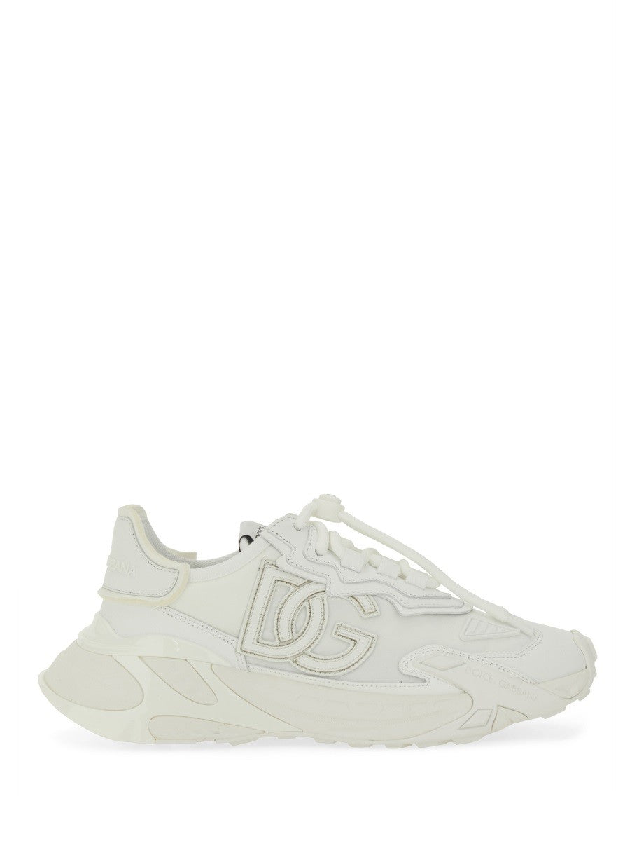 SNEAKER WITH LOGO