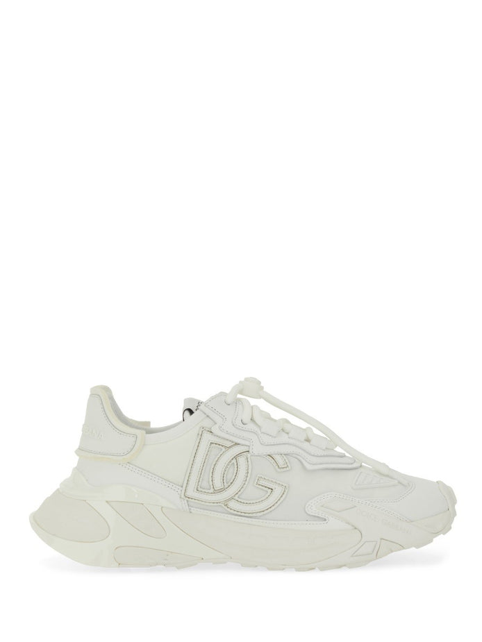 SNEAKER WITH LOGO