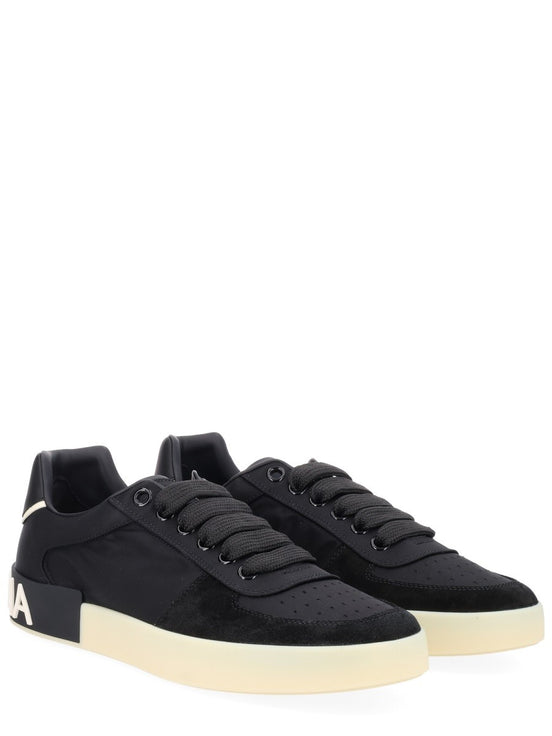 SNEAKER WITH LOGO