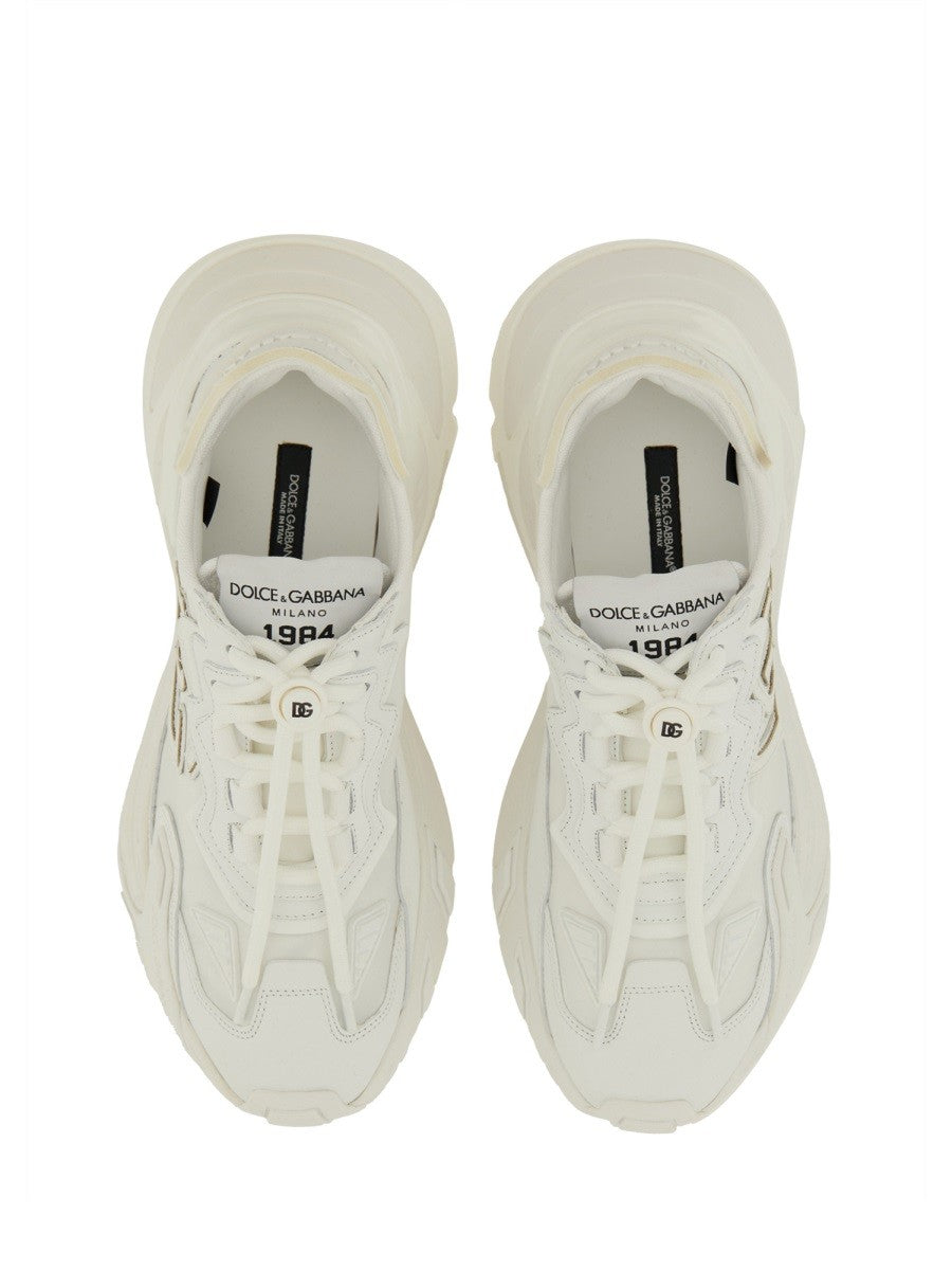 SNEAKER WITH LOGO