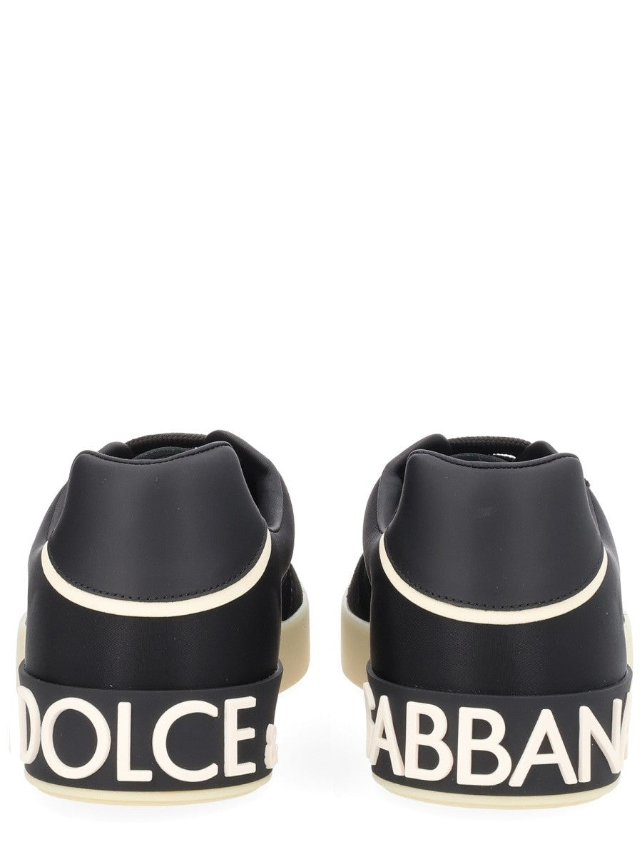 SNEAKER WITH LOGO