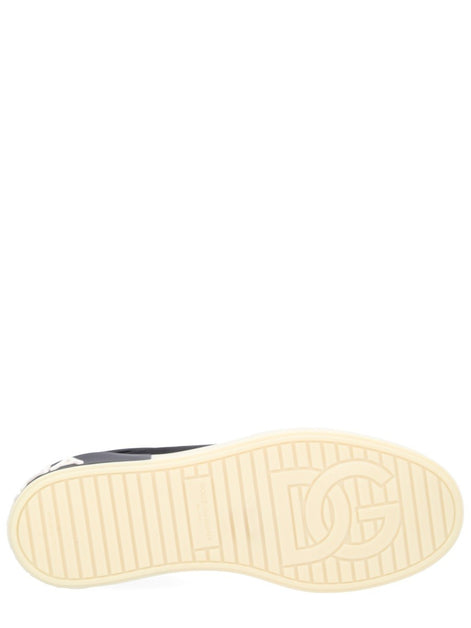 SNEAKER WITH LOGO