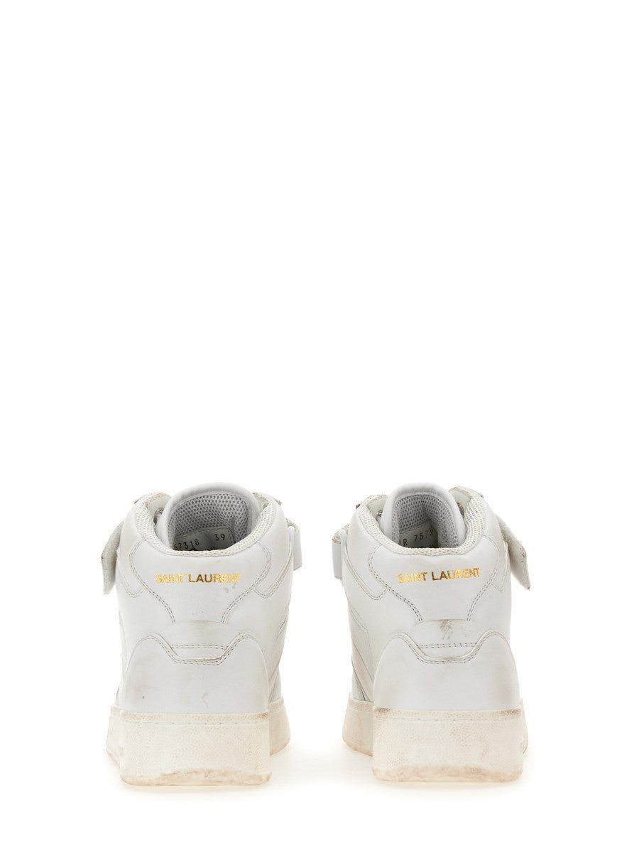 SNEAKERS LAX