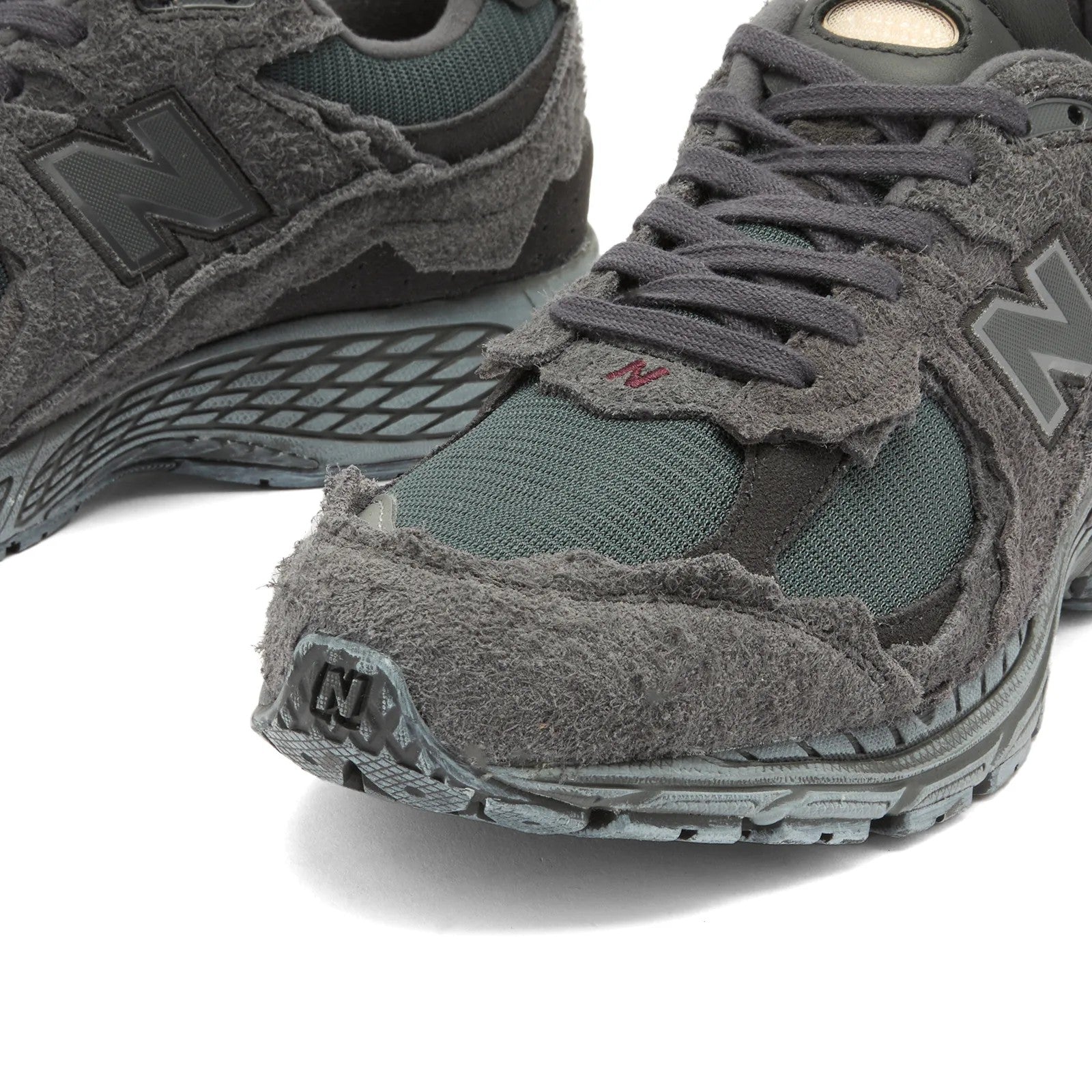 New Balance Sneakers M2002RDB