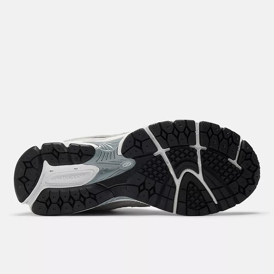 Sneakers M2002RDC