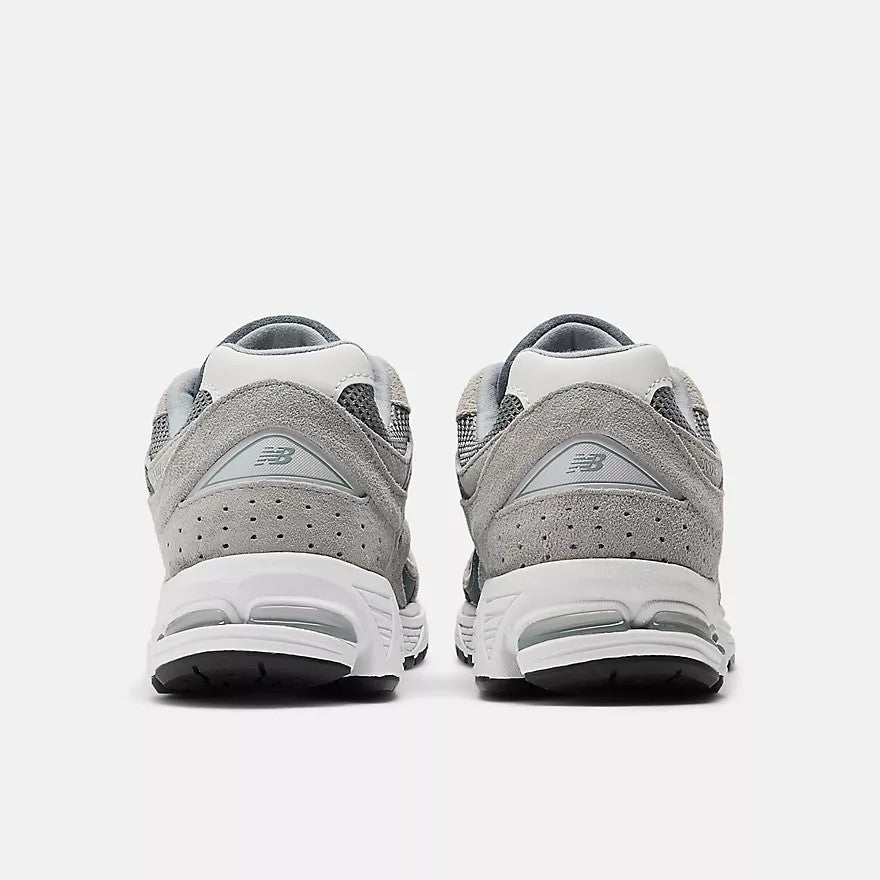 New Balance Sneakers M2002RDC