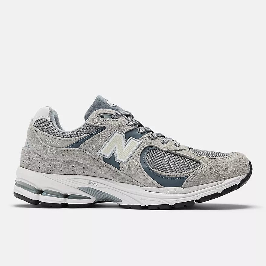 New Balance Sneakers M2002RDC
