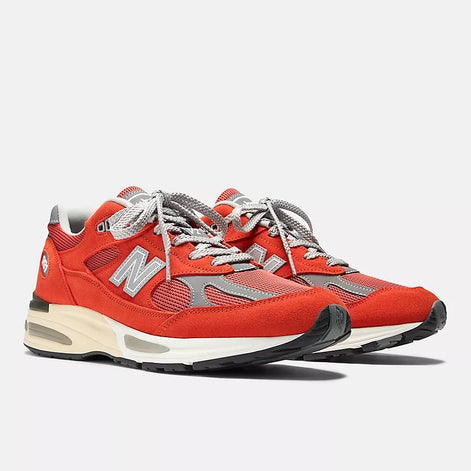 New Balance Sneakers U991VO2