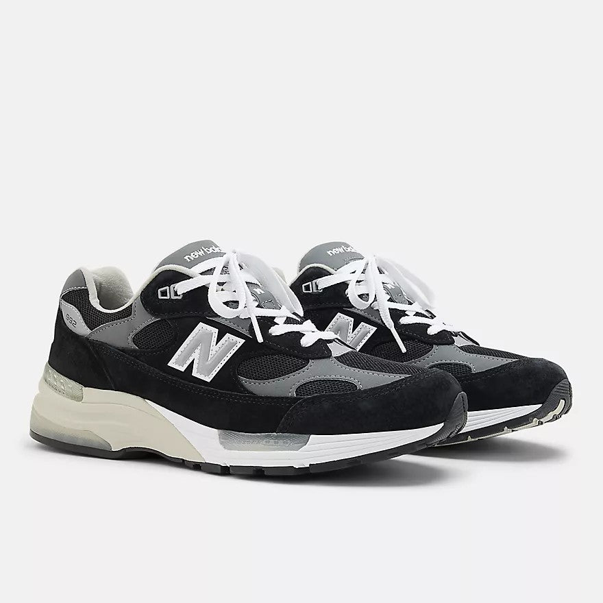 New Balance Sneakers U992BK