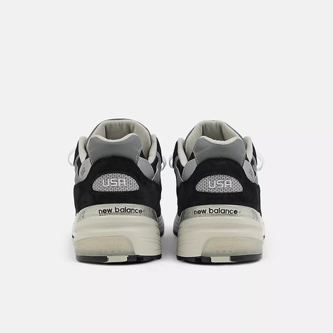 New Balance Sneakers U992BK