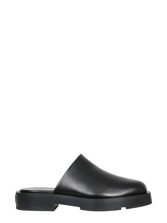 SQUARED LOAFERS