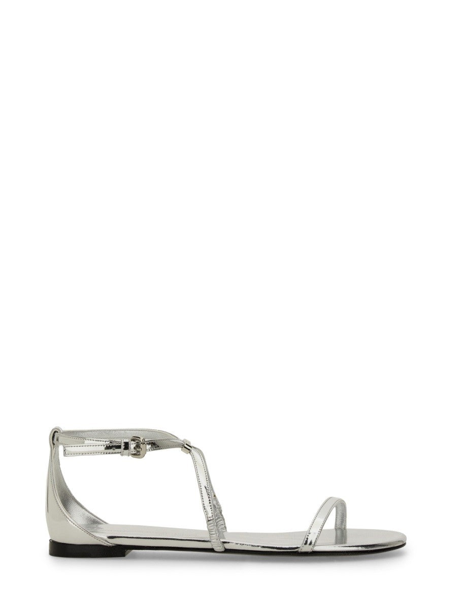 STRAPPY SANDAL