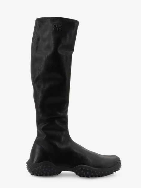 Stretch leather boots