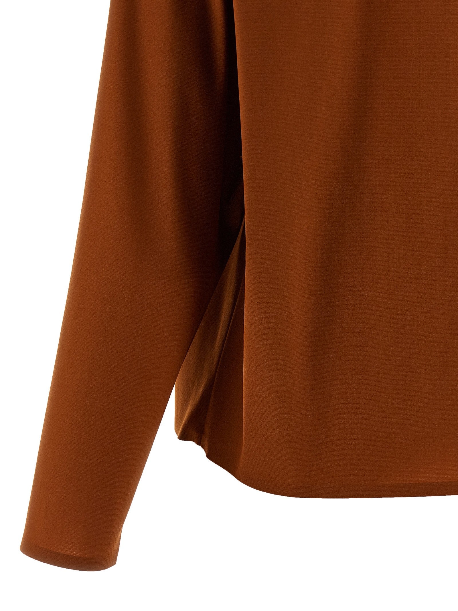 Structured shoulder sweater