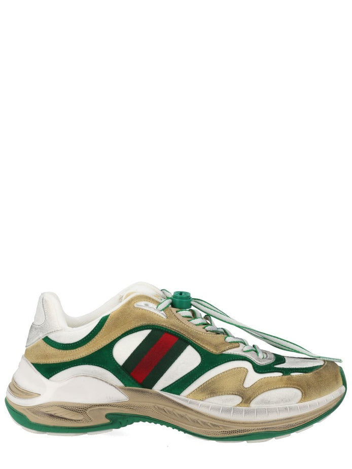 SUEDE SNEAKER