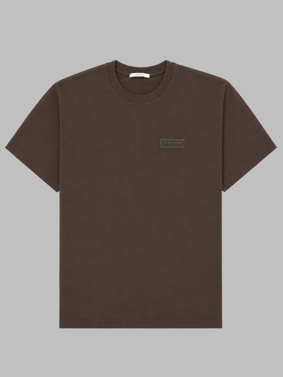 T-SHIRT CON LOGO