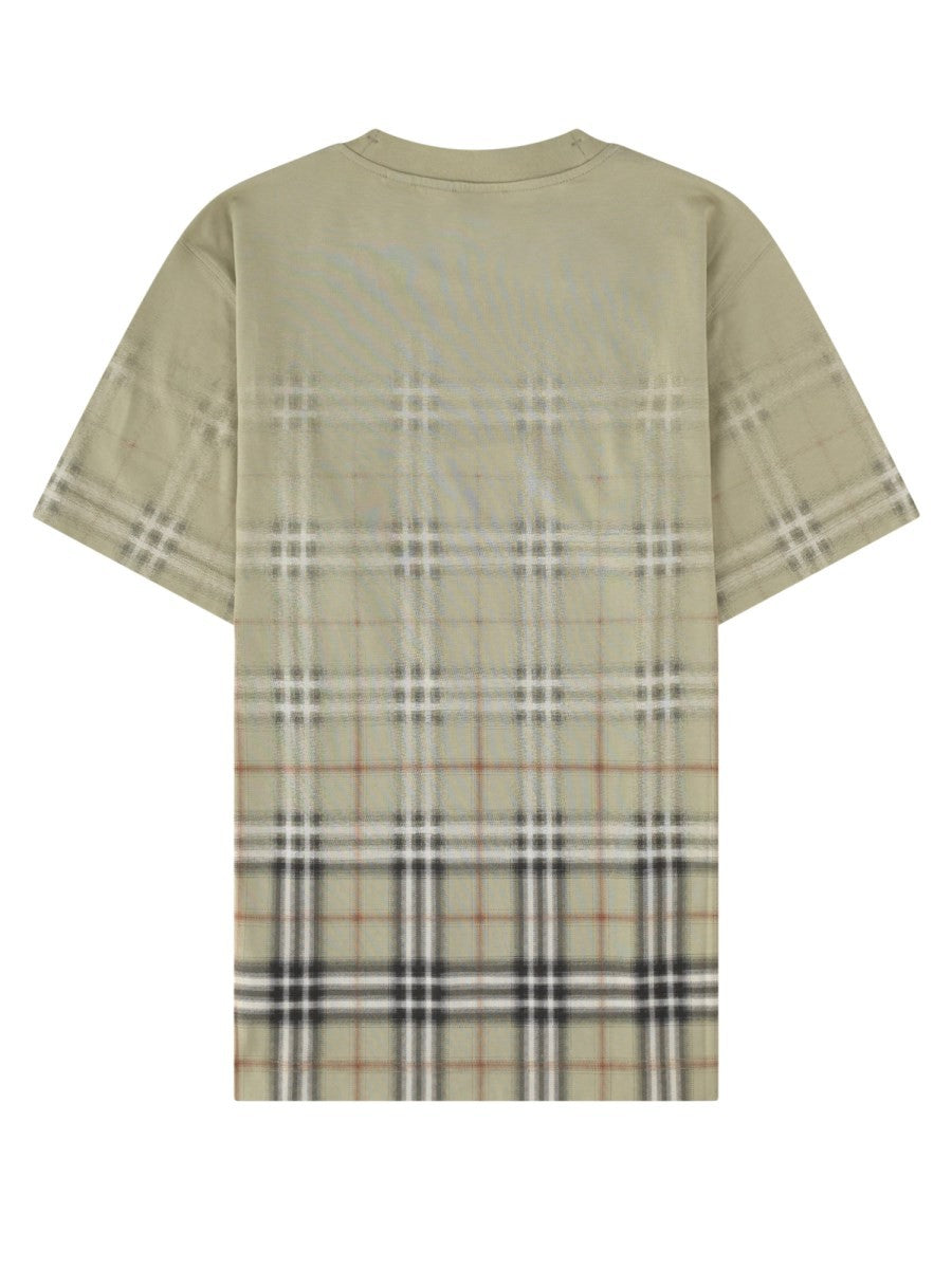 Burberry t-shirt con stampa check