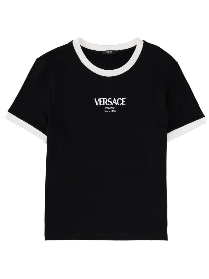 T-SHIRT WITH LOGO