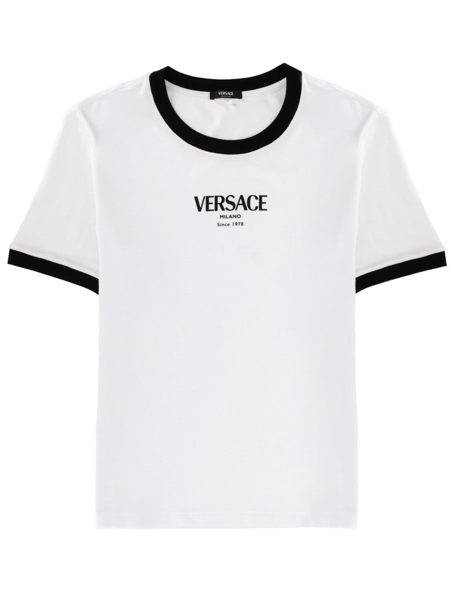 T-SHIRT WITH LOGO