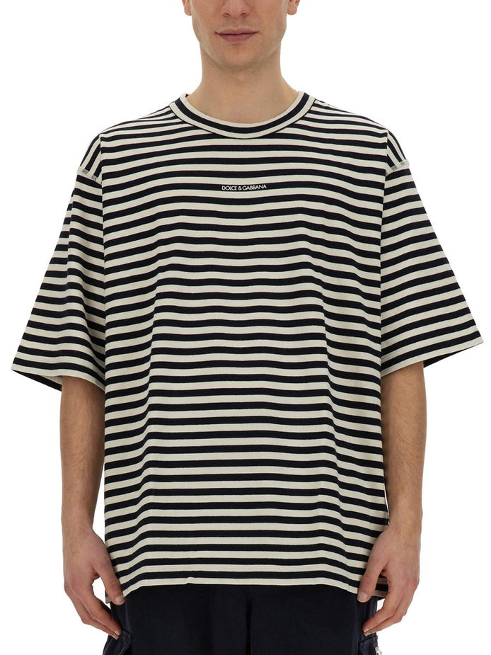 T-SHIRT WITH LOGO