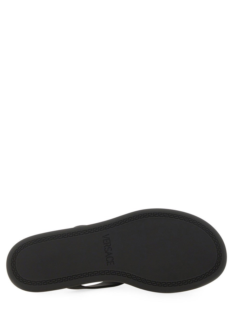 THONG SANDAL 