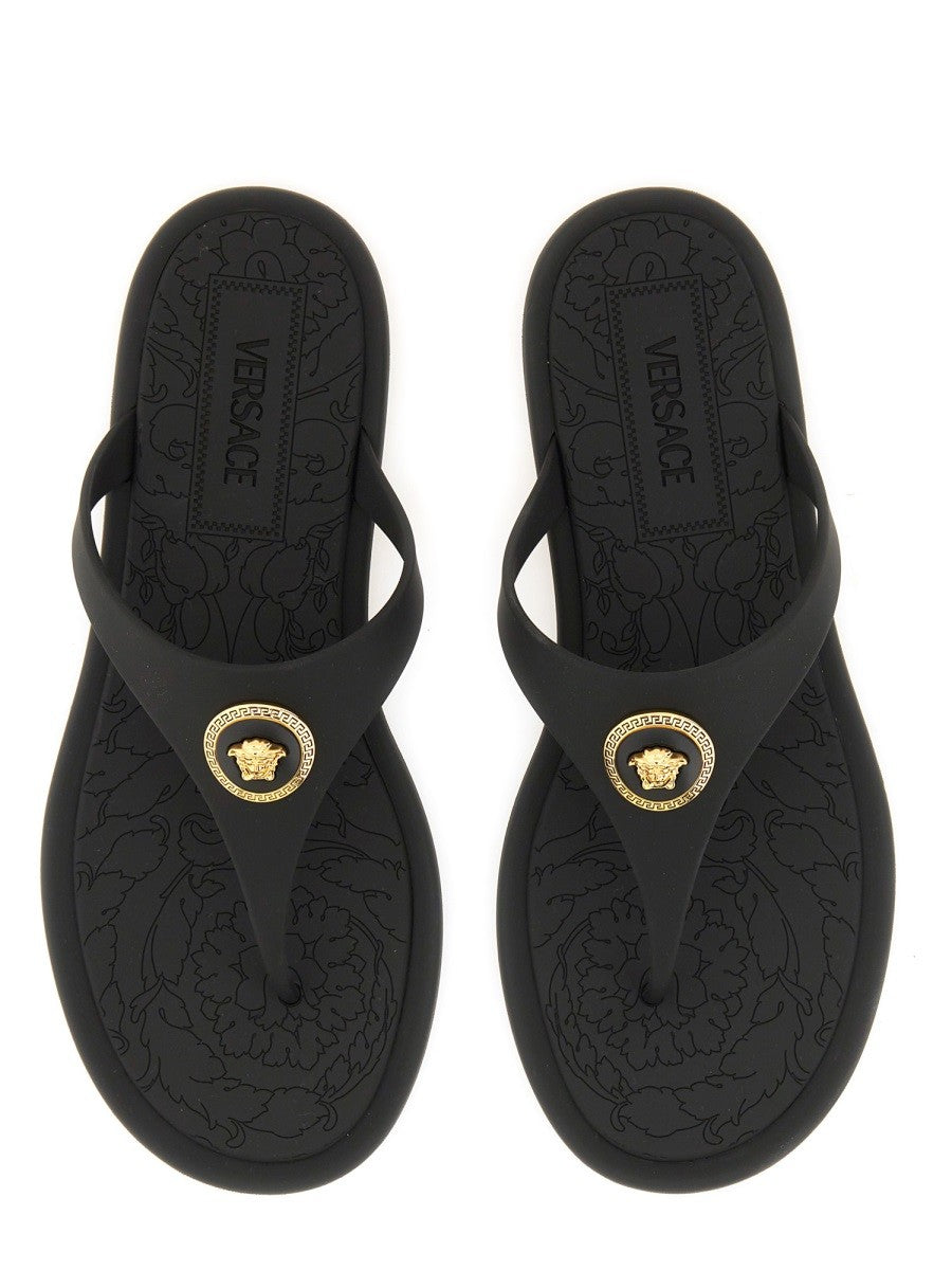 THONG SANDAL 