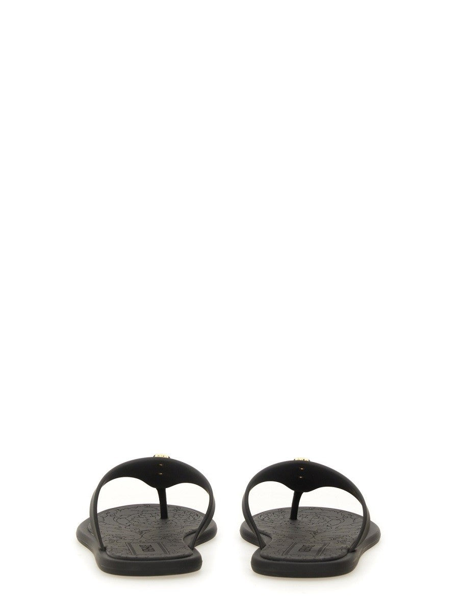 THONG SANDAL 