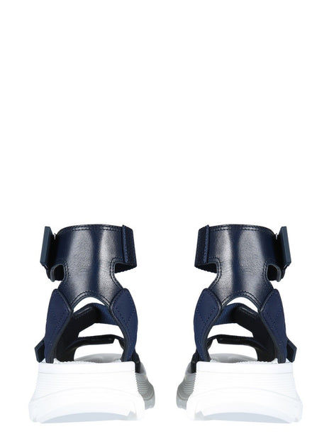 TREAD SANDALS