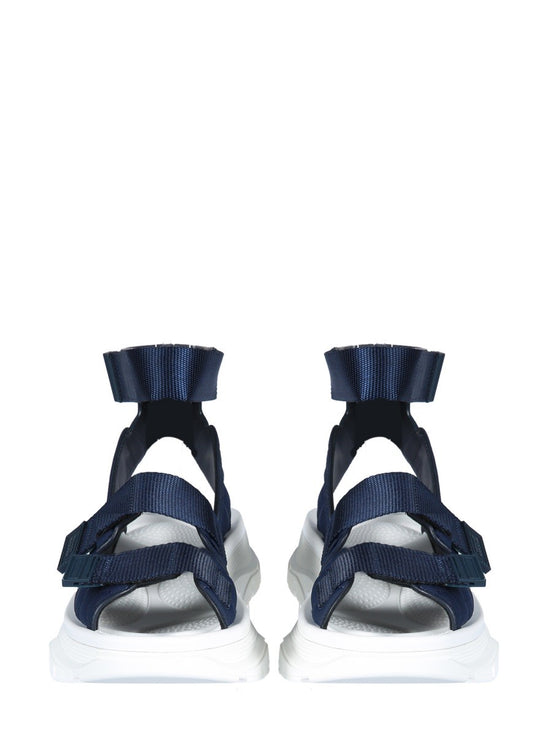 TREAD SANDALS