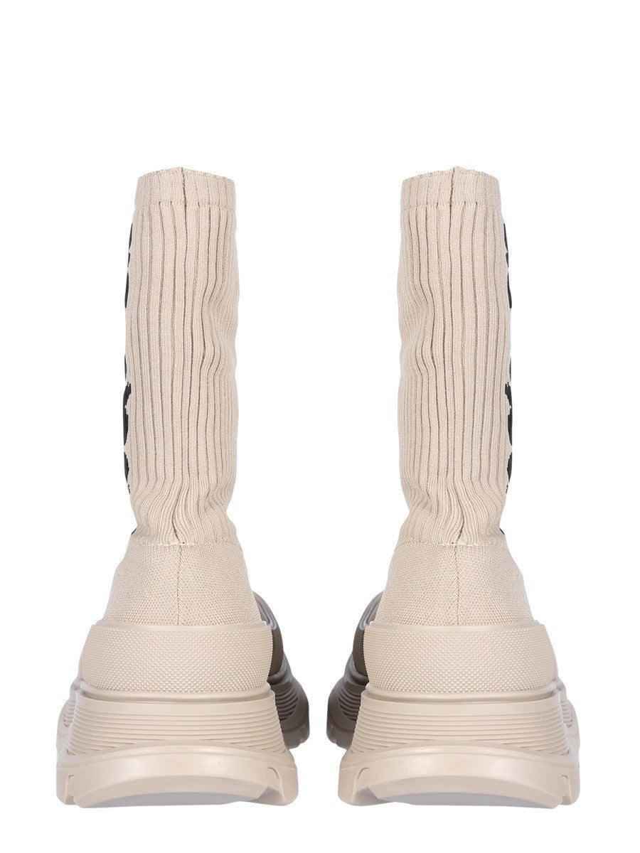 TREAD SLICK BOOT