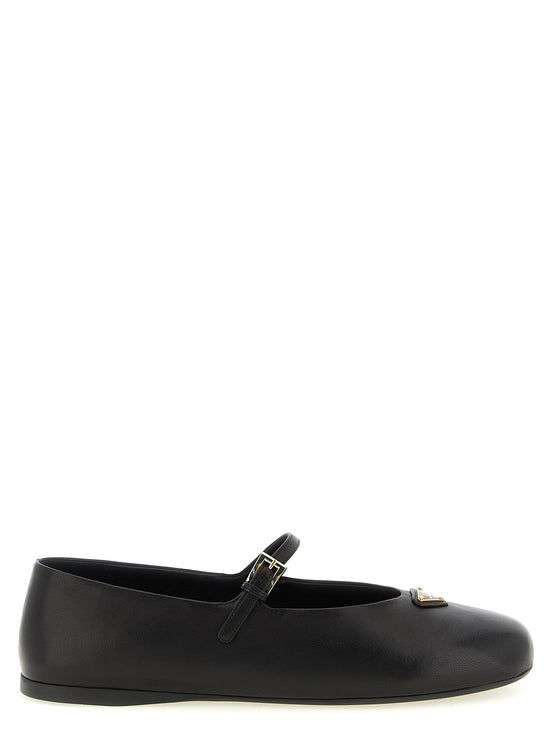 Triangle logo nappa ballet flats