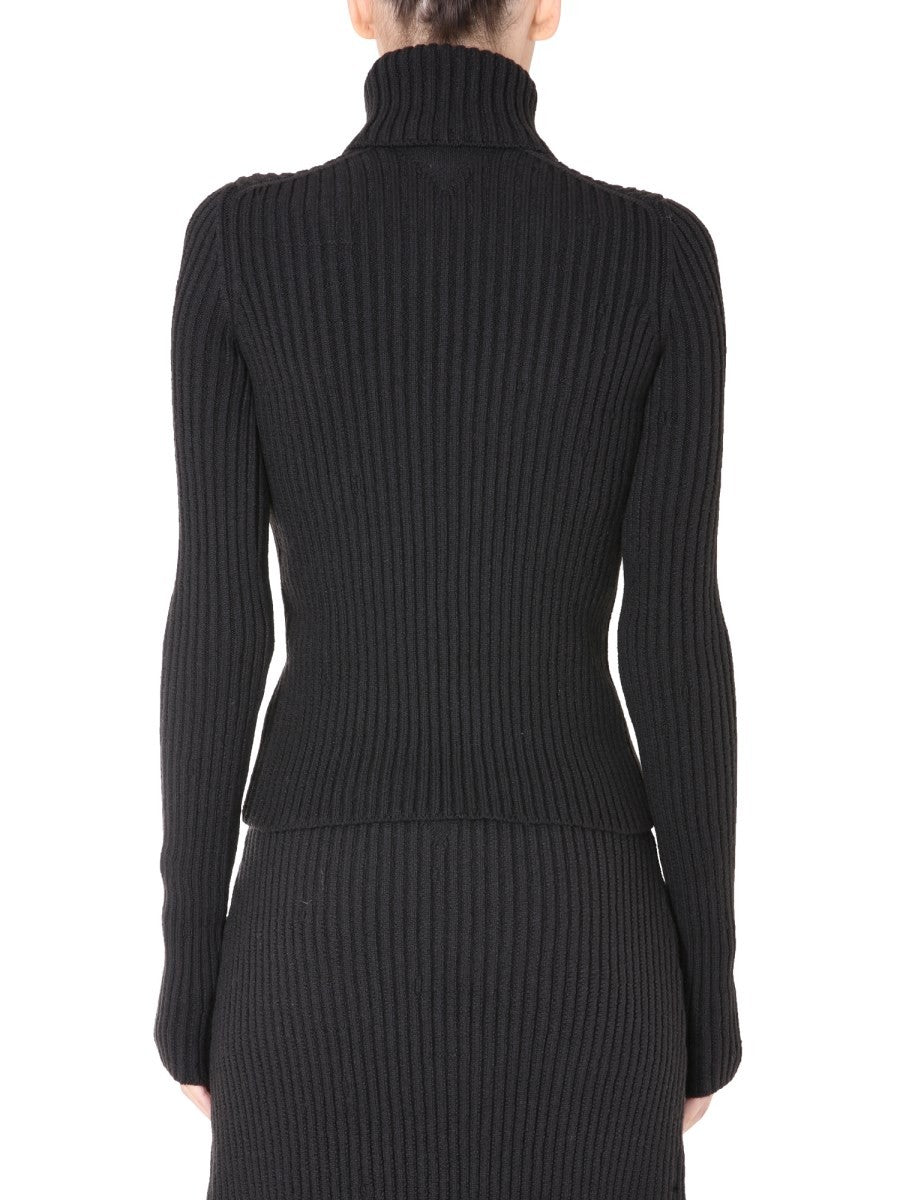 TURTLENECK SWEATER