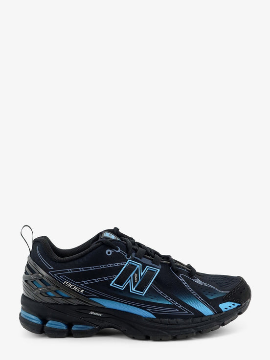 U1906 technical fabric sneakers with iconic side logo