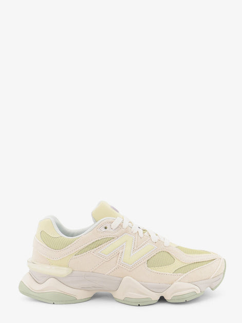 U9060 Suede Sneakers